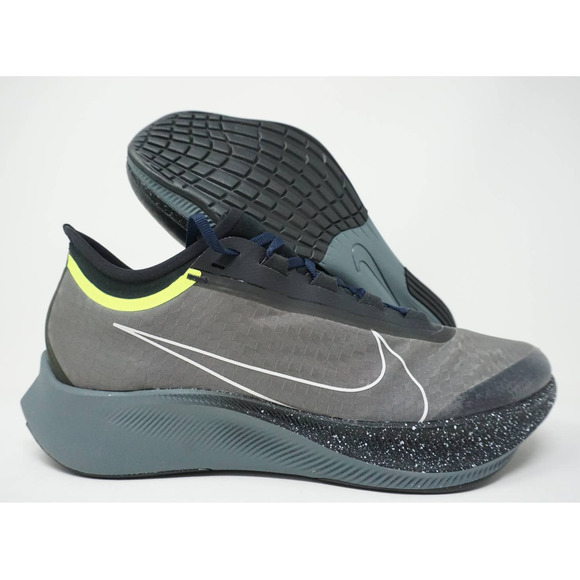 nike zoom fly 3 sequoia